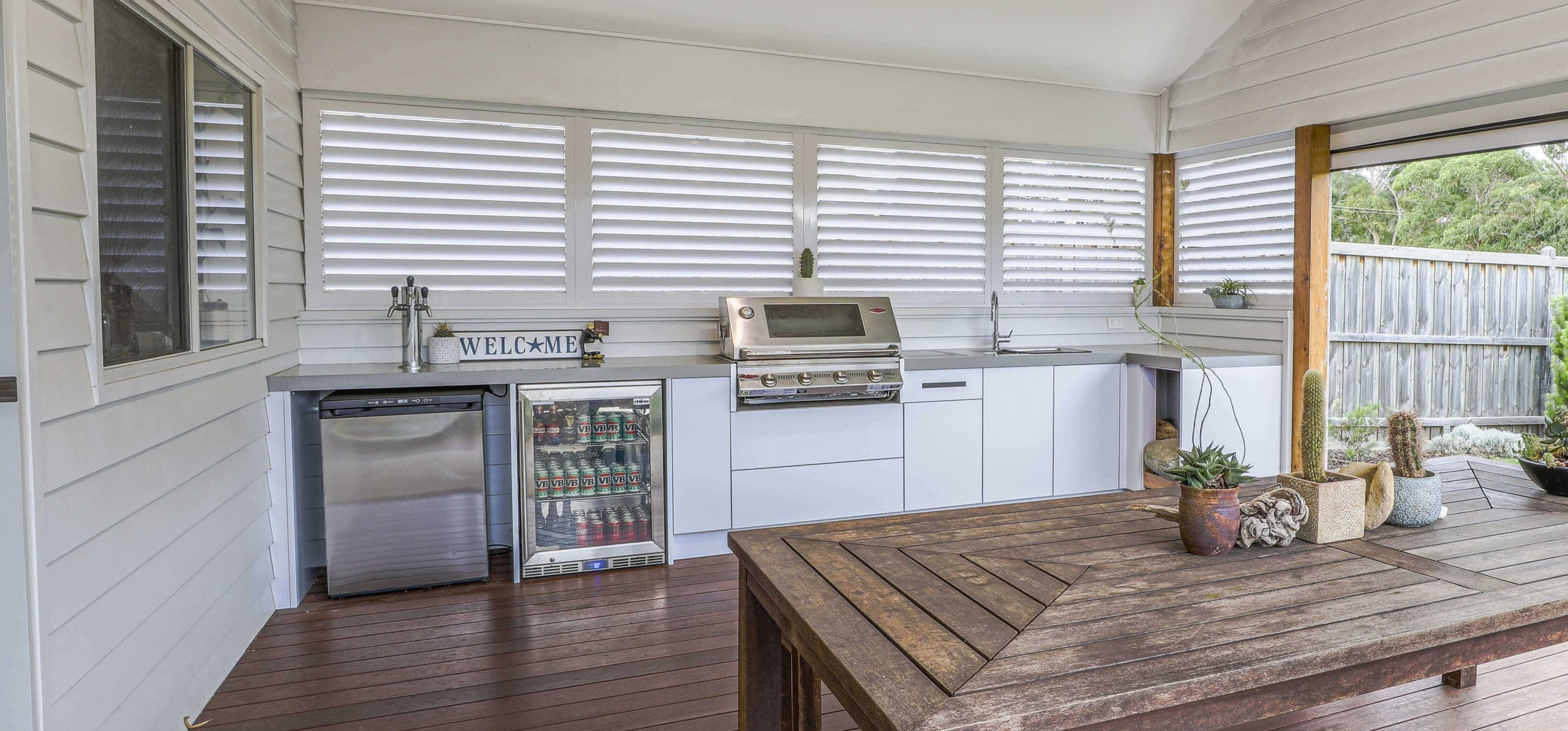 Custom Outdoor Kitchens | Premium & Luxury Outdoor Kitchens