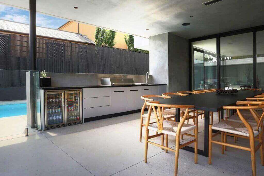 Feature Outdoor Kitchen 5