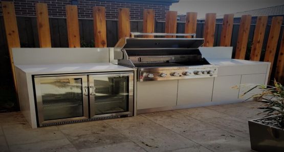 Kitchen-Aid-6-Bnr-BBQ-Matte-Smokey-Grey-Corian-Raincloud-Outdoor-Kitchen-1 (2)