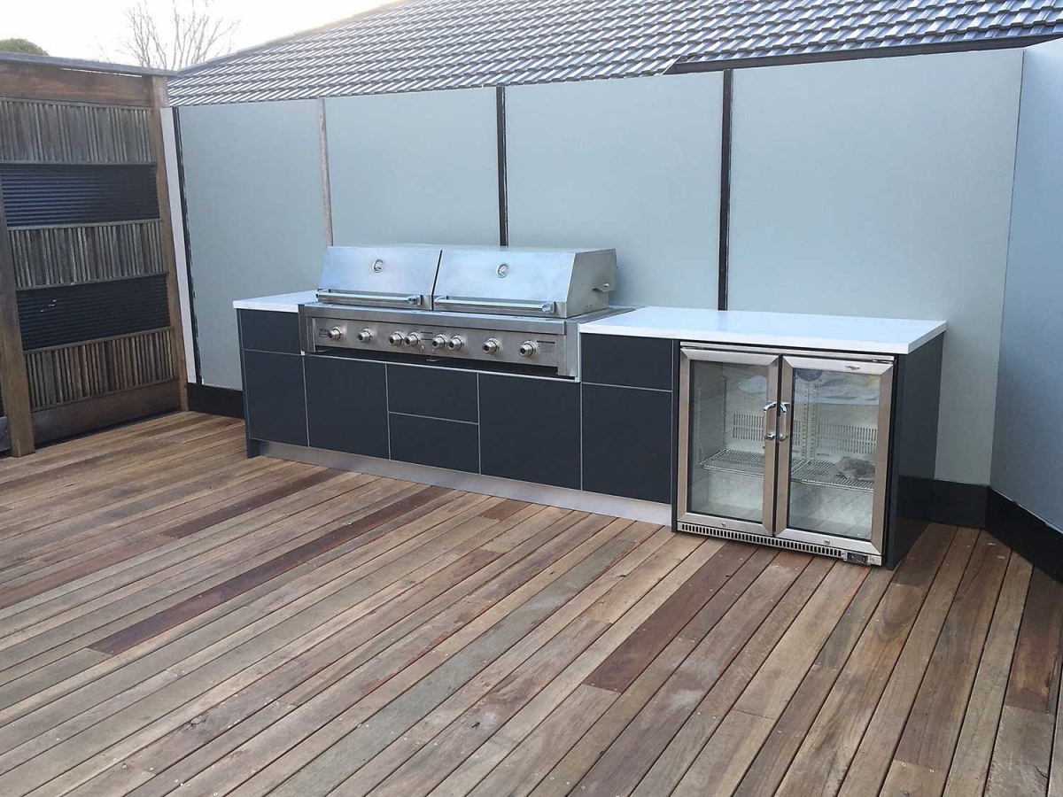 Ziegler Brown Grand Turbo 6 Burner Matte Steel Grey Corian Raincloud Outdoor Kitchen