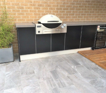 Weber-Q-Built-In-Outdoor-Kitchen-Concrete-Bench